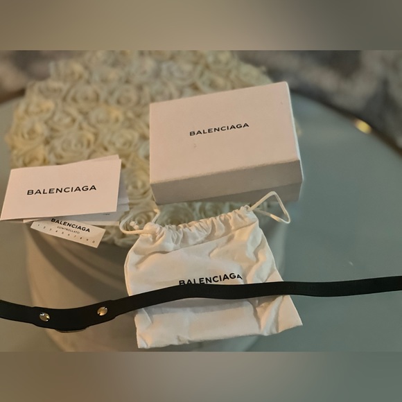 Balenciaga Black Leather Triple Wrap Bracelet Gold Hardware - Picture 6 of 7